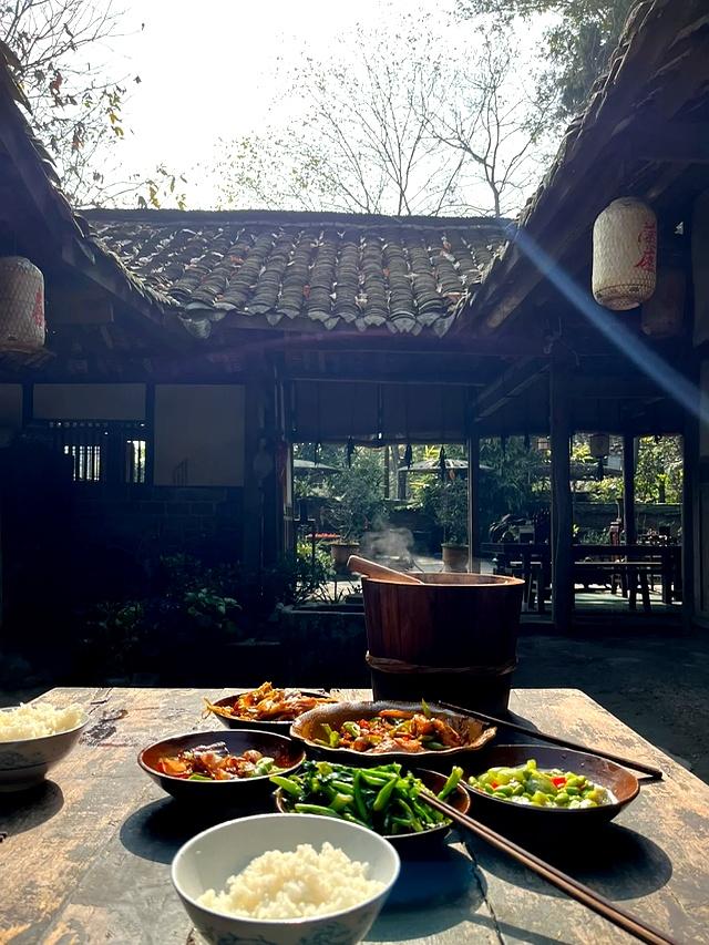 人到中年	，有个院子就是福！