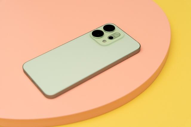 OPPO Reno 15系列配置全曝光：芯片、影像、续航，都清晰了！