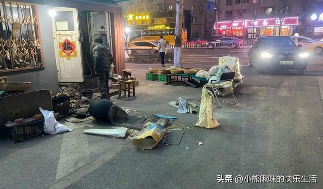贵州房东持刀杀人！1死2伤，凶手被当场带走，知情人曝更多 内幕
