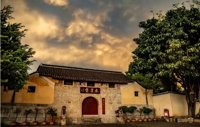 乘坐高铁至兴义南站的旅客，可享受这项旅游优惠→