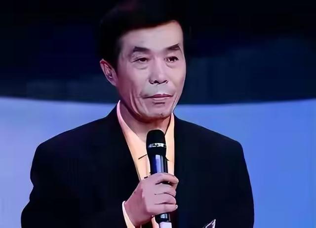 闫学晶再迎2大噩耗！何庆魁也被牵连，赵本山苦心劝说句句应验了