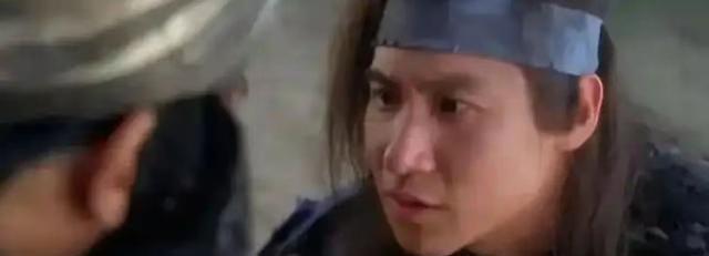 陪玩陪睡只是开胃菜！组团开嫖、目无王法、舔手指，演都不演了