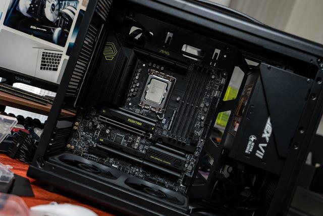 性能兼具性价比，微星MAG B860M 迫击炮+英特尔酷睿Ultra 7装机体验