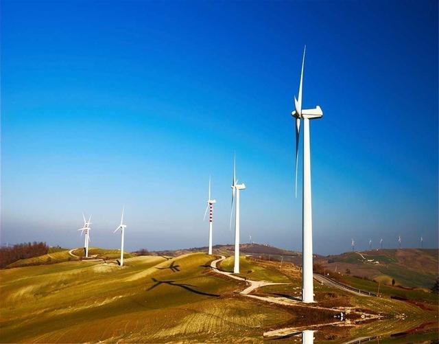风力发电危害有多大？欧美大面积拆除，为何中国海上都建风电场了