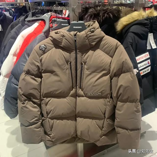 杭州灵隐寺要免费了！羽绒服贵过黄金，机票却白菜价？