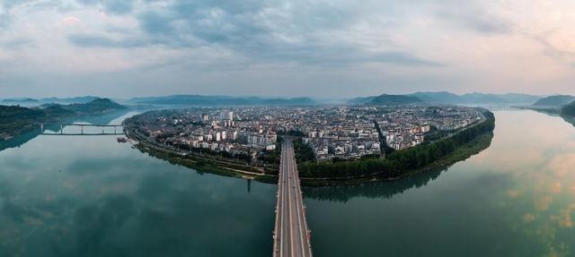 中国人眼中最美的10座县城榜单来了，宜居宜游慢生活，你都去过吗