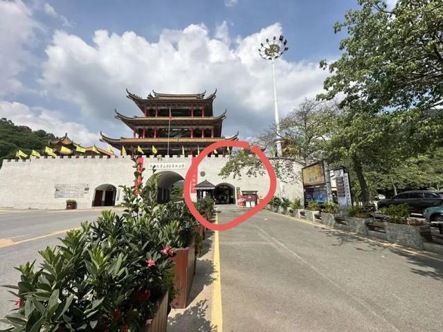 安心来！明天第36届观音山万人相亲会甜蜜相约，主会场遮阳避雨