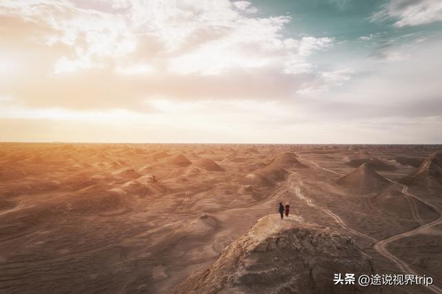 这里是中国最孤独的城市，人迹罕至无人区包围，却美得像个意外