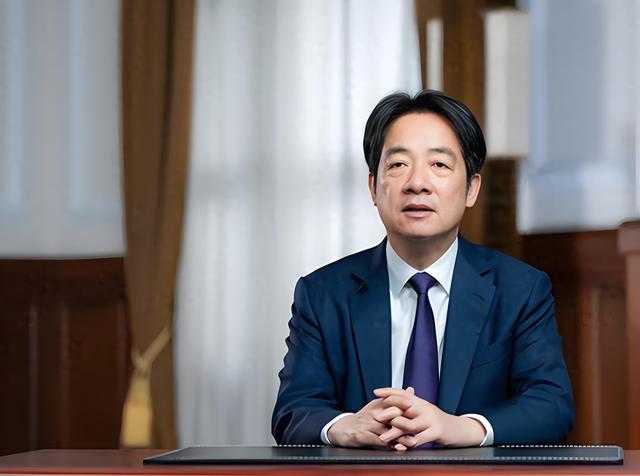 2大噩耗传来，赖清德即将离台，人民日报发声，对赖改了新称呼