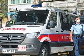 香港少女遭霸凌被狂抽巴掌最新后续来了！港警重案组拘捕五名学生！知情人：去年的视频曝光家长才知道报警！图片