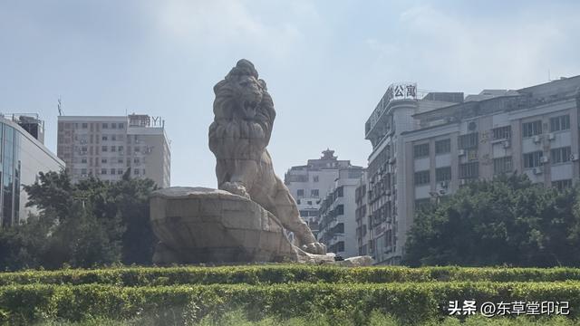 探秘石狮黄金海岸洛迦寺：海上佛国的千年禅韵与滨海秘境