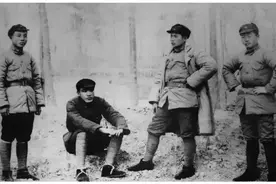 他曾是红军叛将，1949年阵前起义，差点活捉蒋介石当见面礼图片