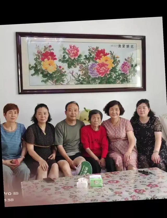 老了才明白，男人过六十，千万不要在兄弟姐妹面前，做这几件事！