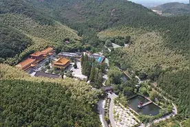 胡竹峰：剑性图片