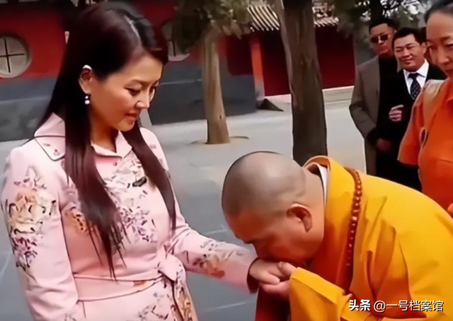世上渣女这么多 最怕李湘这种，离婚4年后才发现，王岳伦才是赢家