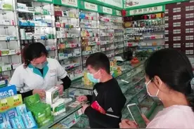 暴利神话破灭？中小药店接连倒闭，转型"卖水果+诊所"能活命吗图片
