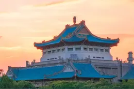 一半豪气，一半温柔，“刚刚好”的武汉大学：以时光作笔，绘百卅浪漫！图片