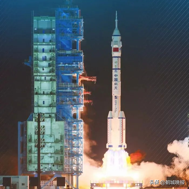 交会对接创造最快纪录！第7次“太空会师”，神舟二十一号航天员乘组顺利进驻“天宫”