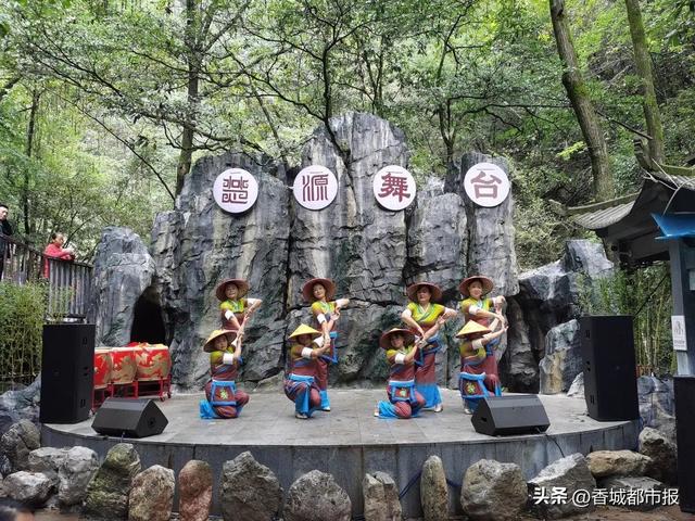 湖北建成世界知名文化旅游目的地 | 从“卖风景”到“卖生活”！解码保康文旅融合的“诗意答案”