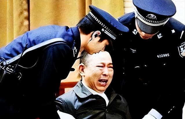 中国首位被注射死刑亿万富翁，临死前挣扎：我捐495亿，饶我一命