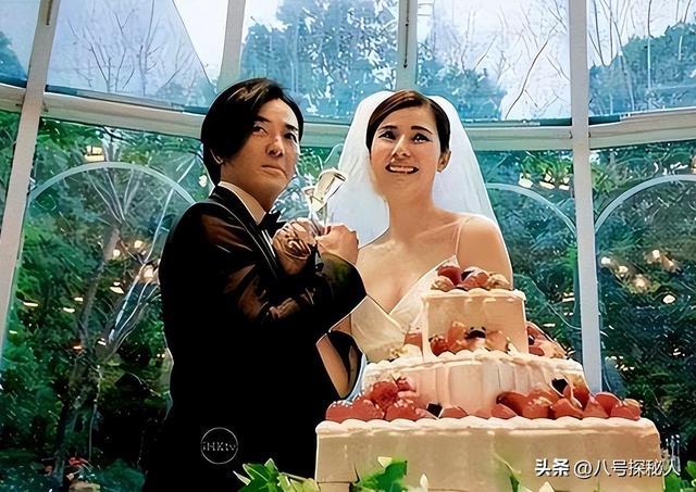 21岁拍三级，30岁被出轨，38岁嫁大佬，如今52岁没孩子竟被宠成宝