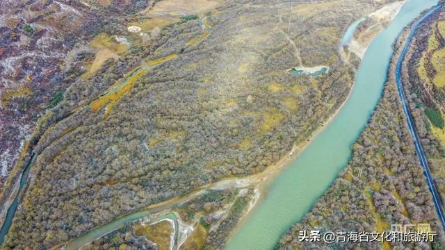 果洛秋境:雪山、湖泊与彩林交织的高原限定风光