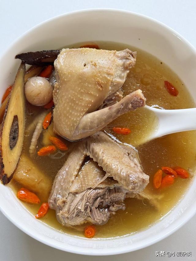 男性过了50岁后，多食这4样，每周两次，补肝益肾，回到20岁