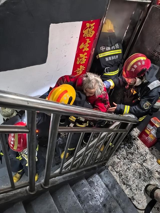 曹德旺预言要成真？若不出意外，2026年房地产将面临5大转折