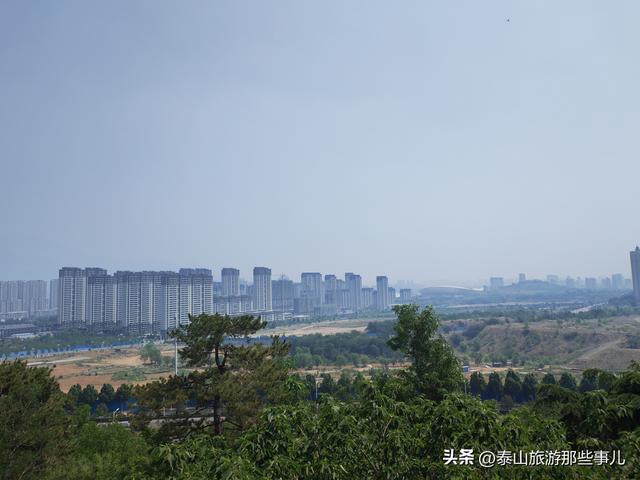 泰安：荒山变网红地标，泰山南有个“飘在空中”的公园，名副其实