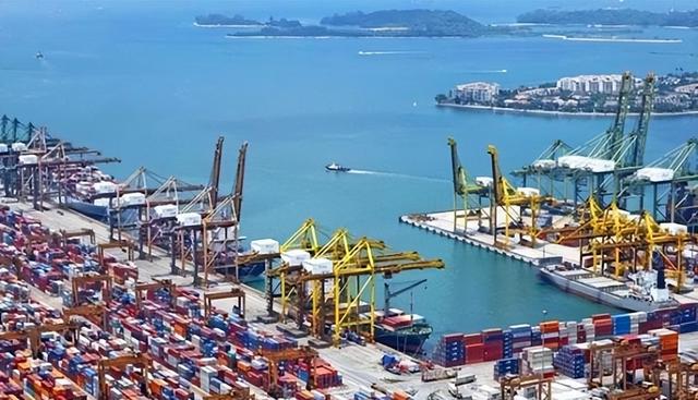 欠中国钱还不起，将港口租给我们99年，到现在是赚了还是亏了？