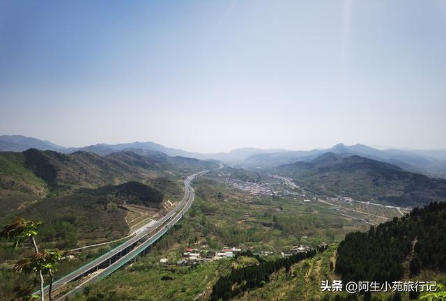 没想到在济南四门塔对面山顶上隐藏着唐僧师徒四人，知道是哪里吗