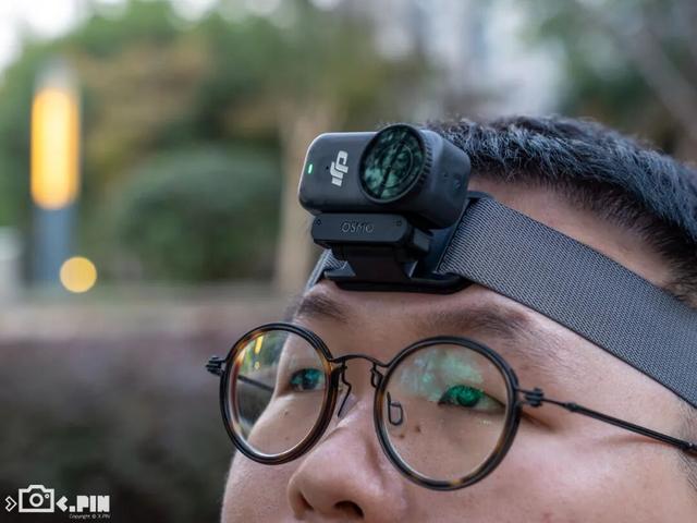 大疆出了款一千多的拇指相机，跟友商玩起了贴身肉搏？