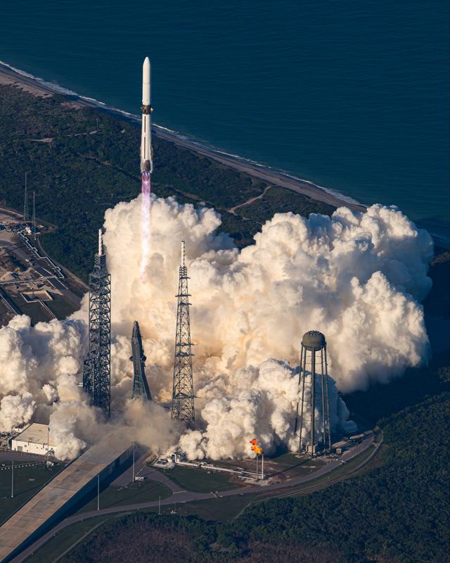 高超导弹成本跌90%！可回收火箭显著突破，民企改写全球创新规则