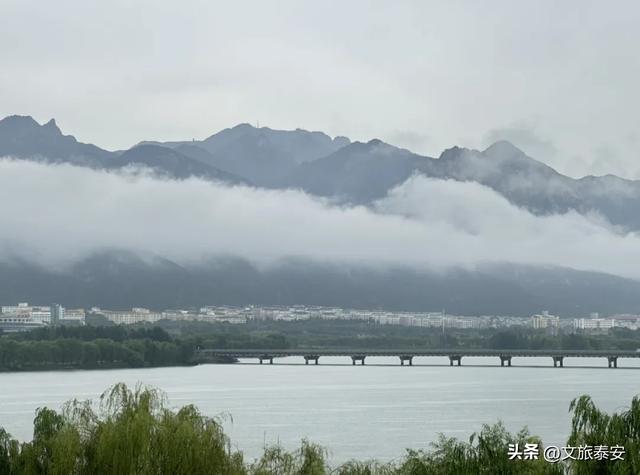 预警!暴雨中的泰山未公开奇观曝光,你绝对没见过!