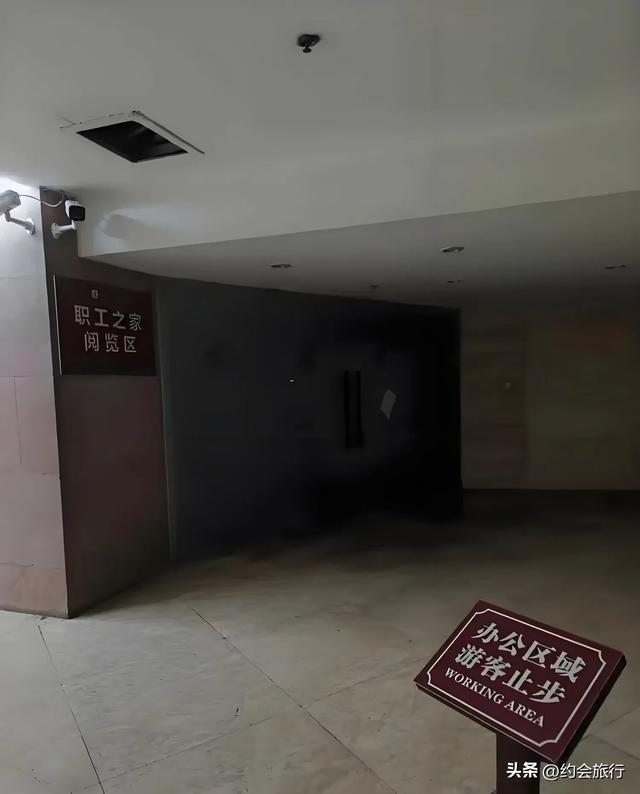 怒了！逛乐山博物馆，办公区比展品还要多？到处是“游客止步”？
