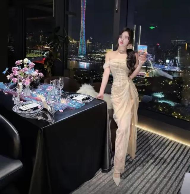 女子欠租被扔内衣内裤!正脸曝光肤白貌美,网友一边倒:不怪房东