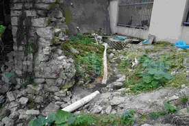 “桃花源”变“污水源”，贵阳一小区交房近两年排污管网未接通？图片