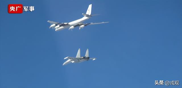 中俄联手锁喉，美国航母陷被动，东南亚趁机掀风浪！