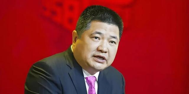 又一房地产巨头暴雷！负债1881亿，资不抵债被逼退市，董事长被抓