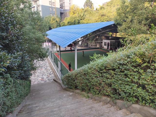 我香港人，刚从湖北宜昌回来，实在忍不住想说：对宜昌的4点印象