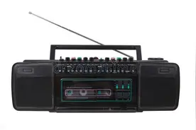 我们的手机都有“收音机”，可为何再也找不回从前的味道？图片