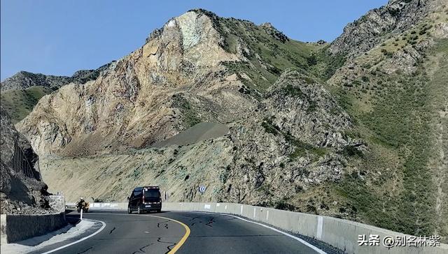 自驾新疆，走大名鼎鼎的独库公路和百里画廊，霍城看薰衣草（4）