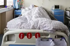 53岁的我辞职照顾85岁母亲，对于我来讲，每一天都是煎熬图片