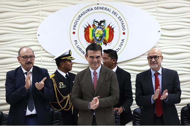 出大事了	，又一个中国伙伴倒向美？撕毁合同，把矛头对准了中国