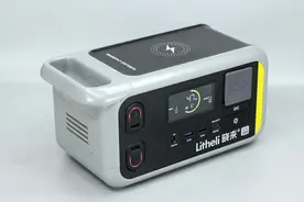 轻量化便携，更适合钓鱼老哥使用，晓来火石300户外移动电源拆解图片