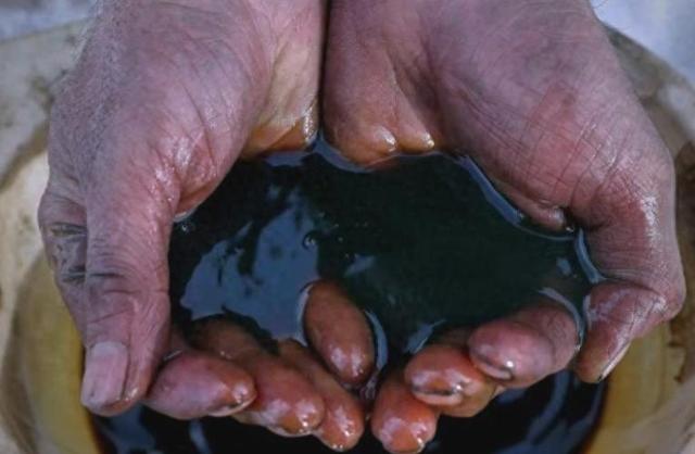 或终结石油时代！中国核聚变迎来大突破，一升海水抵300升汽油