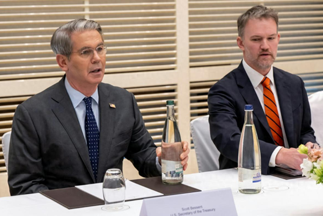 中方刚采购200万吨大豆，美国代表就通告全球	，必须缩减对华贸易