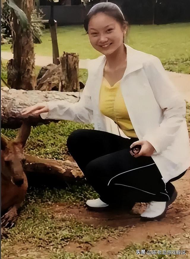 这一次，"老夫少妻"的残酷现实 ，在75岁张艺谋身上体现得淋漓尽致