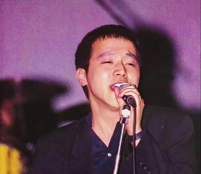 王菲也没想到，离婚26年，窦唯又给她上了生动一课，窦靖童没说谎