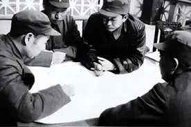 49年天津战役，为何由刘亚楼上阵指挥？指挥权是他主动“争”来的图片